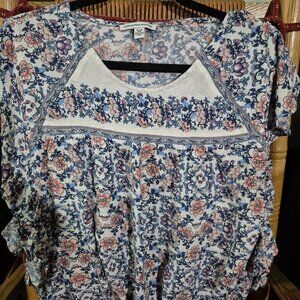 Blouse flutter sleeve top.